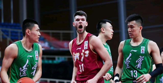 辽宁队|CCTV5直播！辽宁VS浙江巅峰对决 韩胖PK2米21高塔 刘维伟力破魔咒
