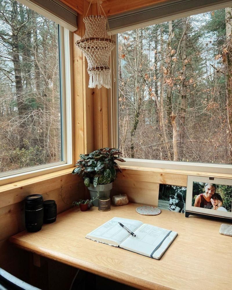 25㎡迷你“漂流屋”,1室1厅空间逼仄,却被布置得超温馨