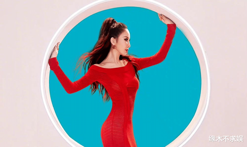 李玟|李玟删除中国好声音所有微博，后援会发藏头诗：“好声音烂东西”