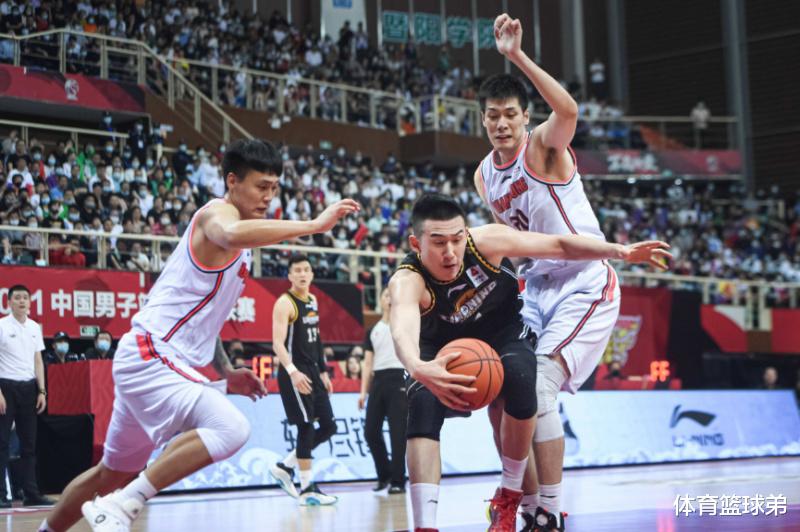 雷蒙|谁说八一队员不行？不仅付豪雷蒙成功正名，就连郭昊文也强势崛起