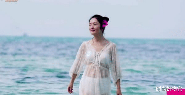 谢娜|?谢娜穿薄纱裙暴露真实身材，犹如出水芙蓉，网友：张杰真有眼光