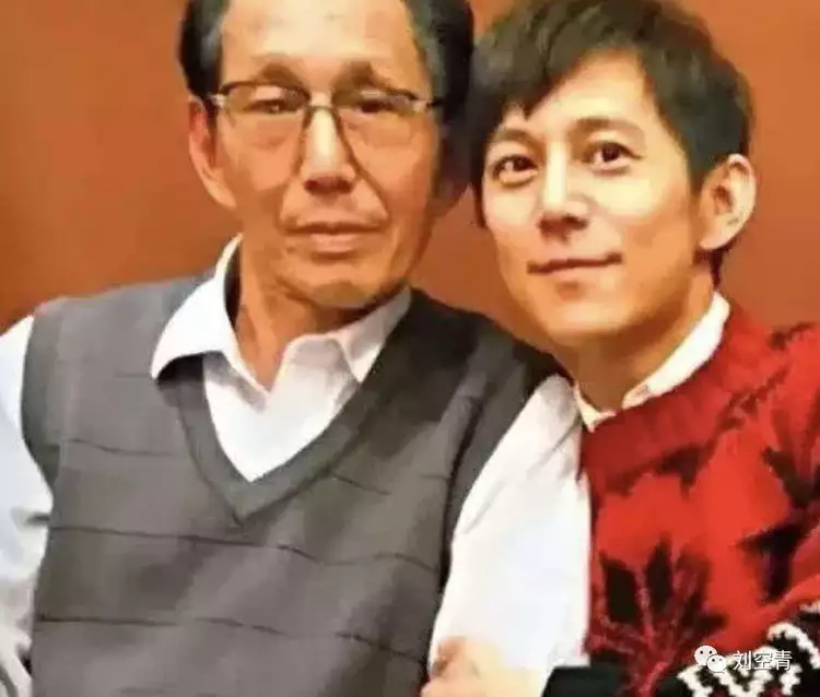 老赖|8位“老赖”明星，有人欠2亿，有人欠钱10年不还，有人给债主下跪