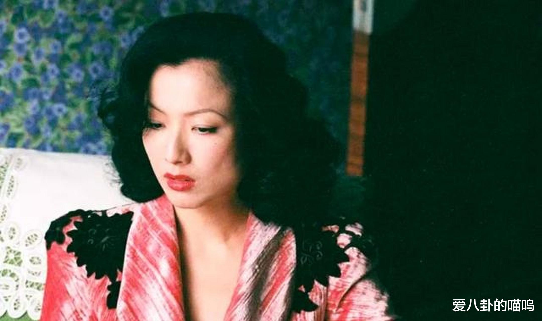 郑秀文|郑秀文，面对丈夫的偷吃，她选择原谅，成年人的婚姻不应该在床上