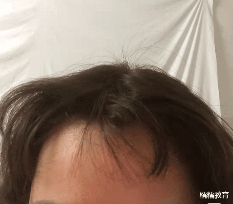 发型 上学时的“不良发型”，每一款都是“妈见打”，当时却浑然不觉