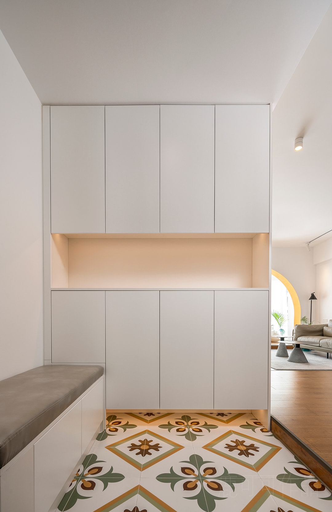 100㎡三室小家装修,下沉式玄关、客厅,看完想拆房