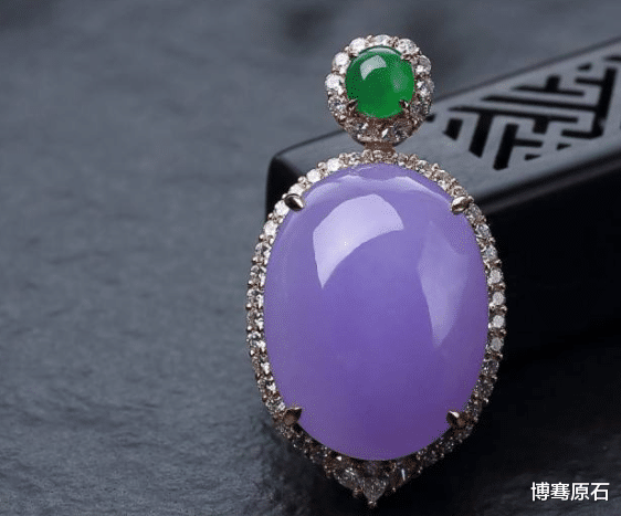 翡翠手镯|“天上掉馅饼”?翡翠手镯白送还附赠抽奖!背后团伙借此诈骗数百万元