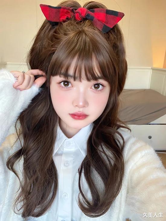 发型 别再披头散发了！这10款春日发型才够美够撩人！