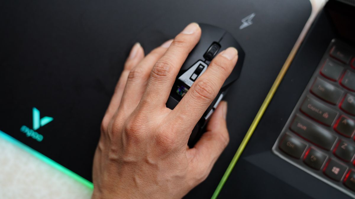 雷柏|全对称双模式电竞游戏鼠标——雷柏VT950Q