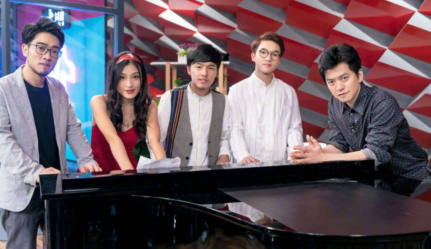 白梦妍|“人间清流”李健，《传奇》只给90块钱版权费，李健：是种耻辱