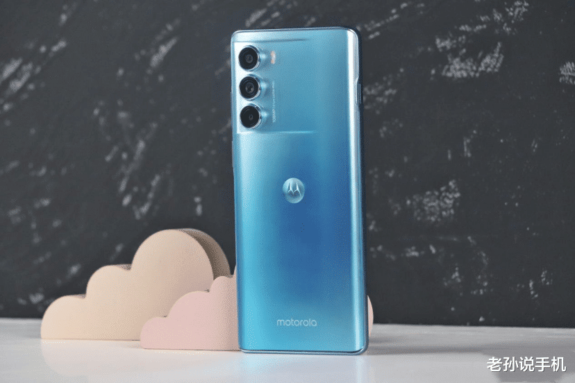 摩托罗拉|美国发布报告：摩托罗拉edge辐射超标，无法证明对人体有害！