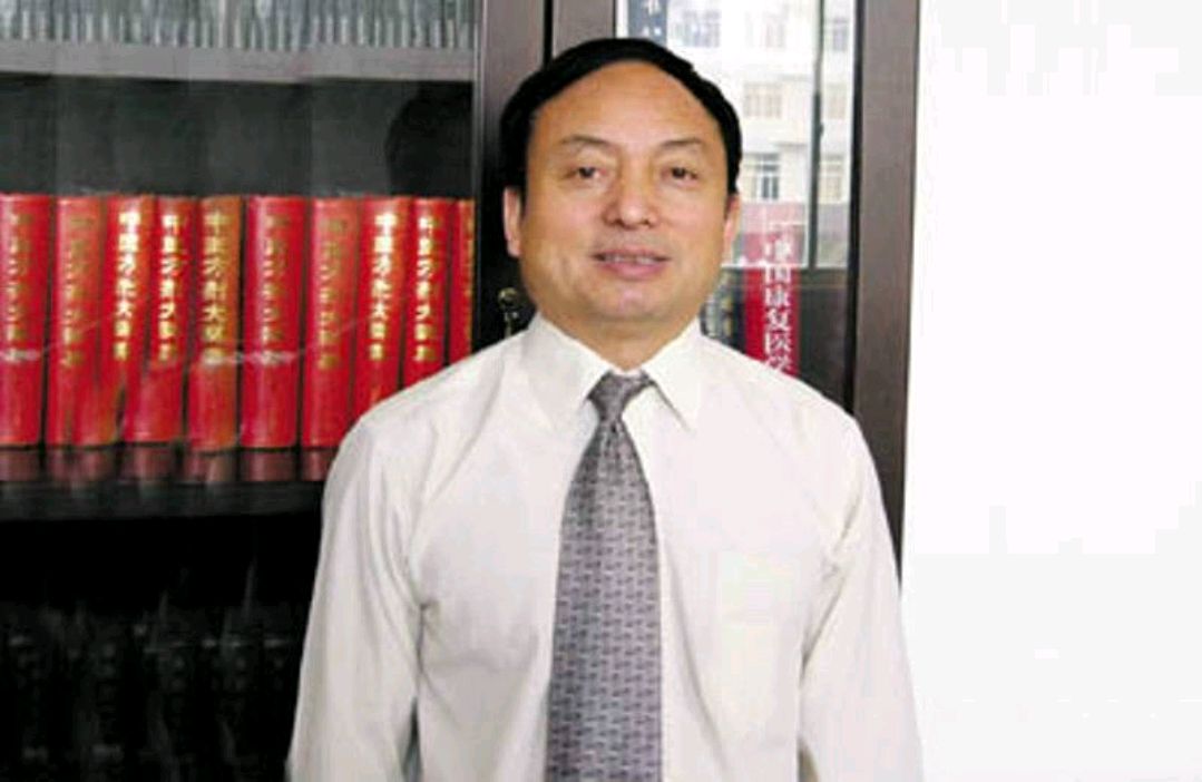 臀部|中医文献专家孙世发,穷15年之功,编撰《中华医方》收到众多好评