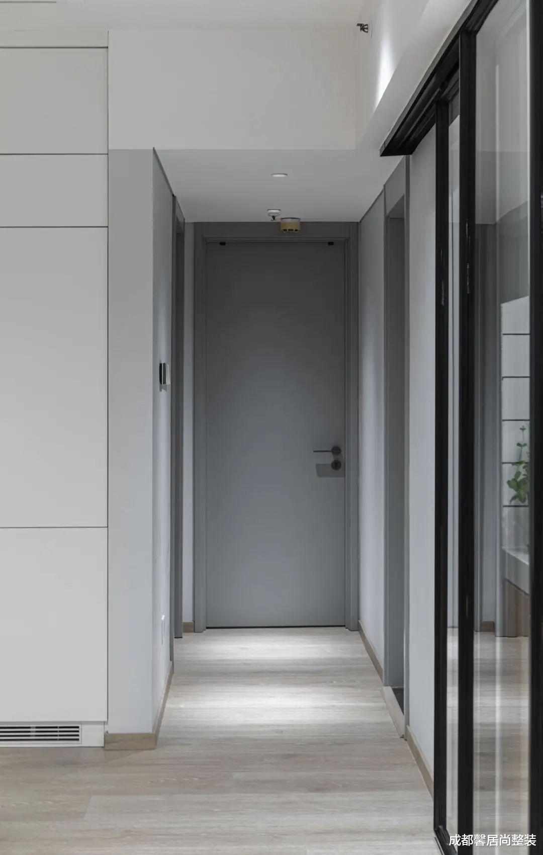 港式风情演绎现代轻奢,新奇与时尚