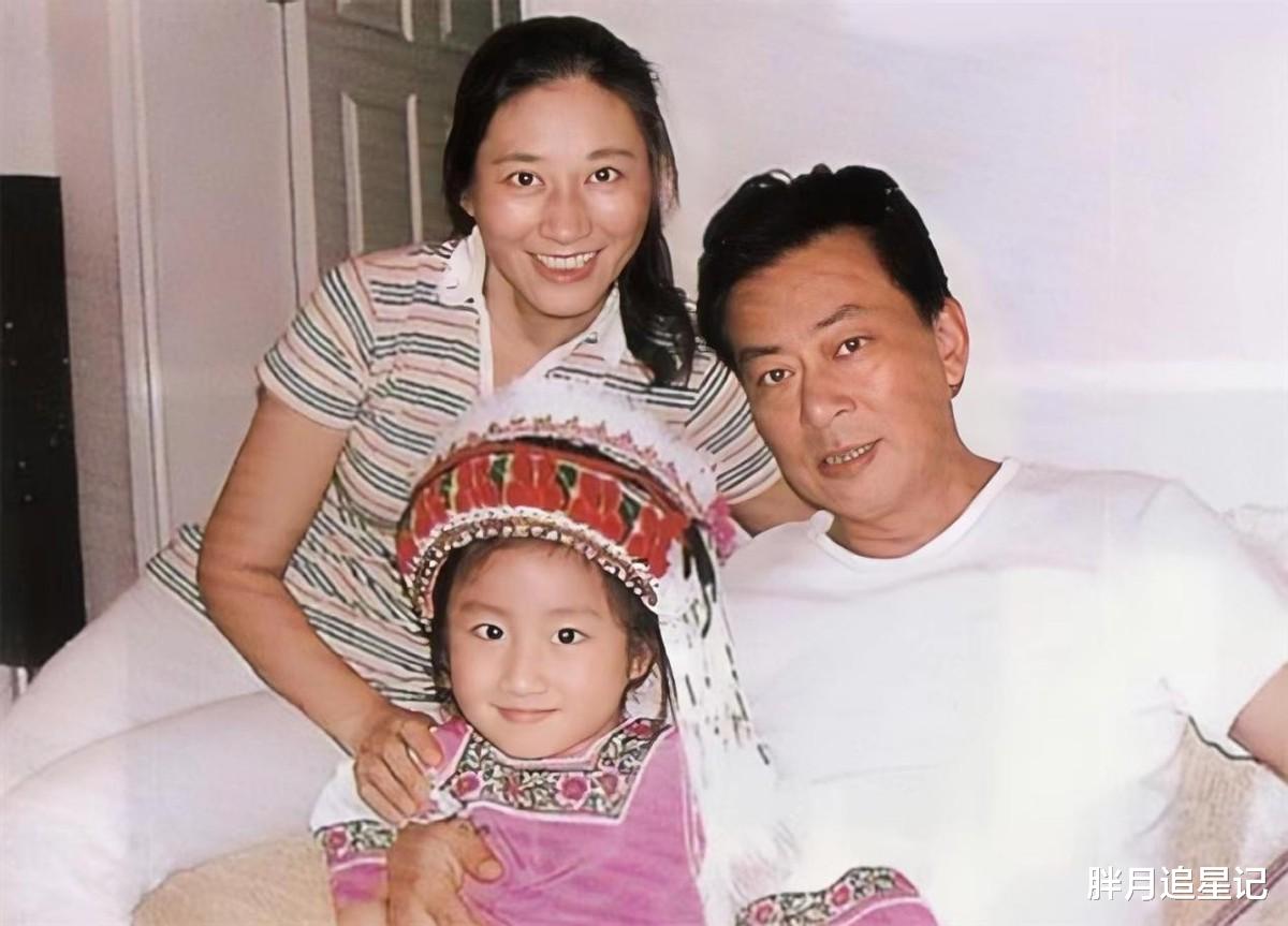 宋仲基|王诗槐:离异后独自照顾智障儿子,二婚遇初恋,儿女双全幸福美满