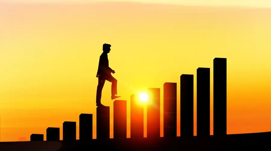 |有这三个特征的，都是职场高手，早晚出人头地！！！