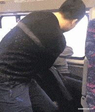发型 “发型对男生颜值的影响有多大？”这绝对是低配版的！！