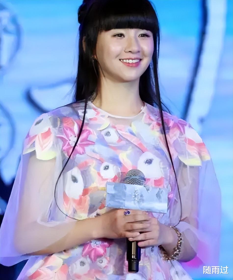 舌尖|有种“整容”叫长大,8年前一转成名的小彩旗,如今像换个人