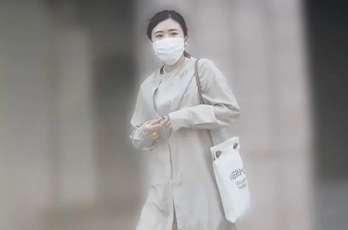 福原爱|日媒曝福原爱和新男友约会画面,两人穿搭正式,住1500万豪宅很幸福