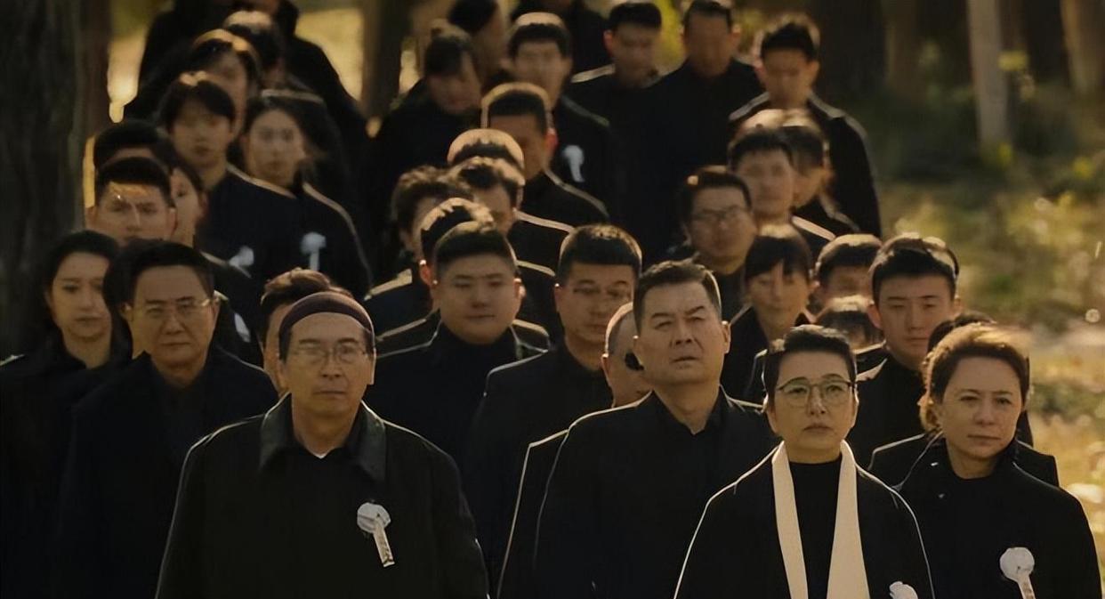 王志文|看了三集《促醒者》我如坐针如鲠在喉，百感交集写下这篇文章