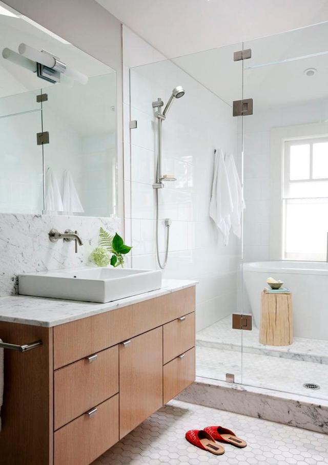 卫生间不是越大越好！学着年轻人的布置，干净又高级，值得借鉴！