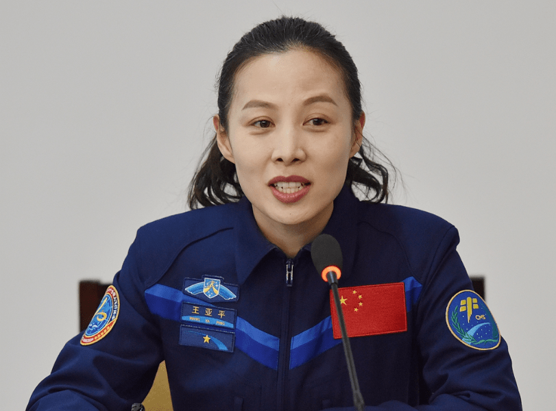 航天员王亚平有多重要?国家二级警卫保护,食物未经检验不能食用