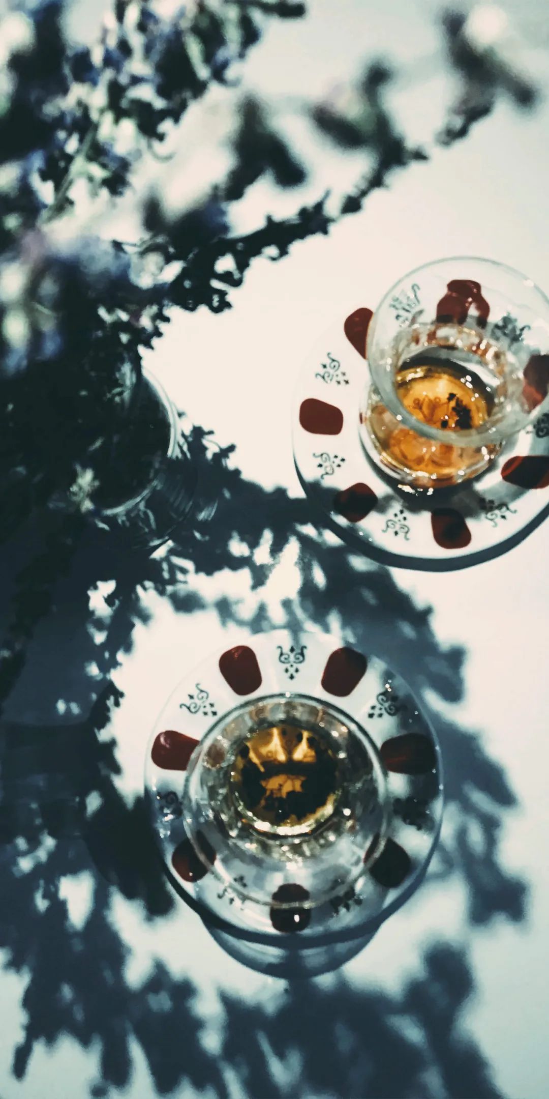 |“像个局外人一样”