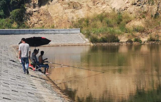 |钓鱼有“四不借”!不借只是伤感情,借了既伤感情又伤心还伤钱