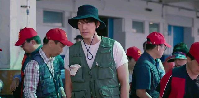 李秉宪|李秉宪,车胜元剧中比惨,新剧《我们的蓝调》首播:海岸村即视感