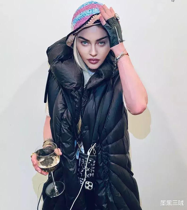 明星素颜|素颜正义？真人出镜不吓人，吉娘娘小赫本大表姐登场