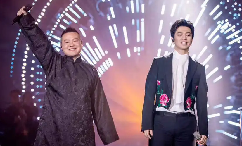 白梦妍|“人间清流”李健，《传奇》只给90块钱版权费，李健：是种耻辱