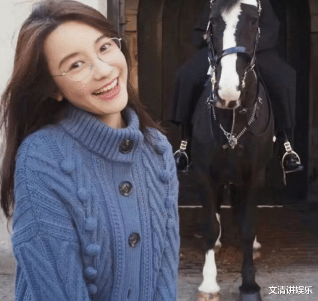 张大奕|张大奕官宣恋情,与富二代帅哥订婚,蒋凡已成过去式