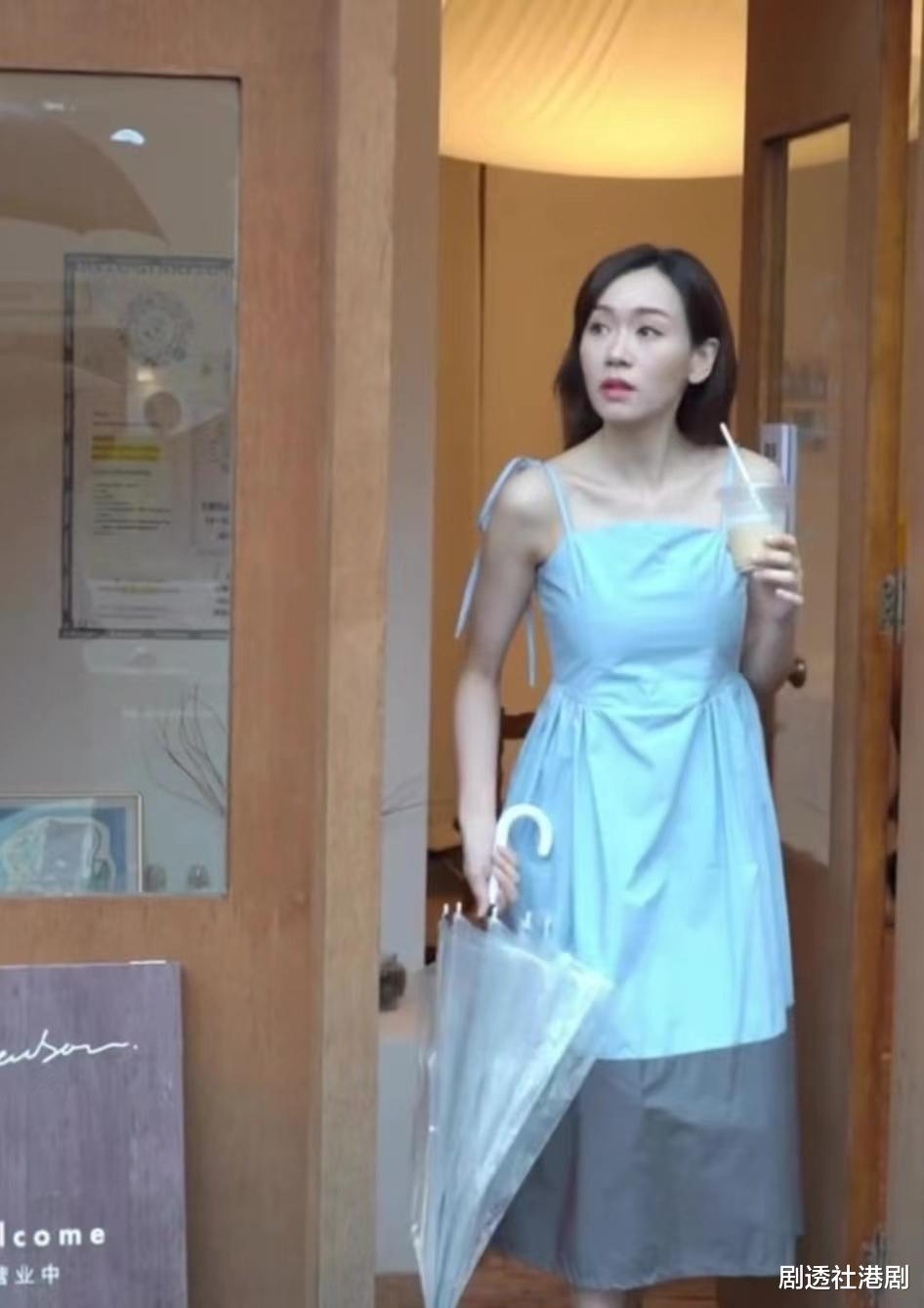 杨思琦|疑似又怀孕!44岁前港姐近照小腹微隆,曾多次被嘲老公是虚拟人物