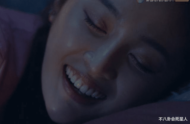 吴宣仪|这牙没救了！吴宣仪新照撞脸林妙可，发腮牙齿外露，嘴巴闭不上