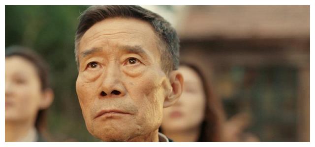 央视|央视晚会收视破2,韩红火力全开,李雪健眼神感人,孙俪温情破防