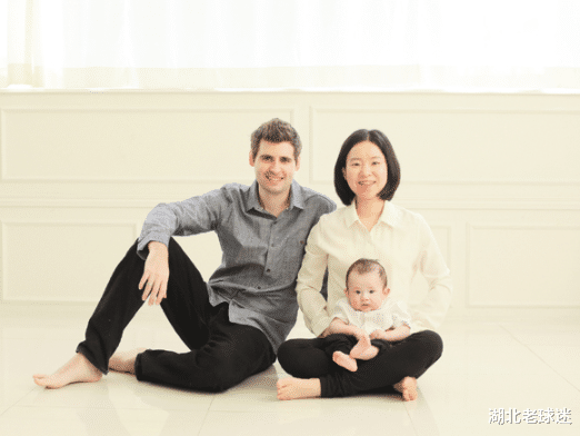韩国队|亚运冠军要嫁老外了！美女下月和白人老公补办婚礼，3年生了2娃
