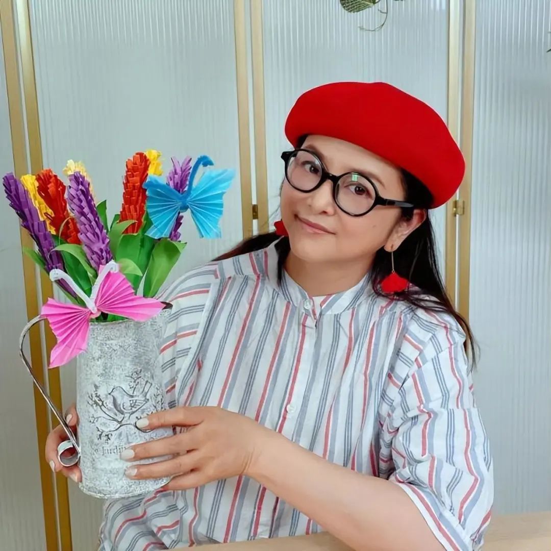 明星|年轻时个个惊艳,老了却“面目全非”,这15位老牌明星个个很可惜