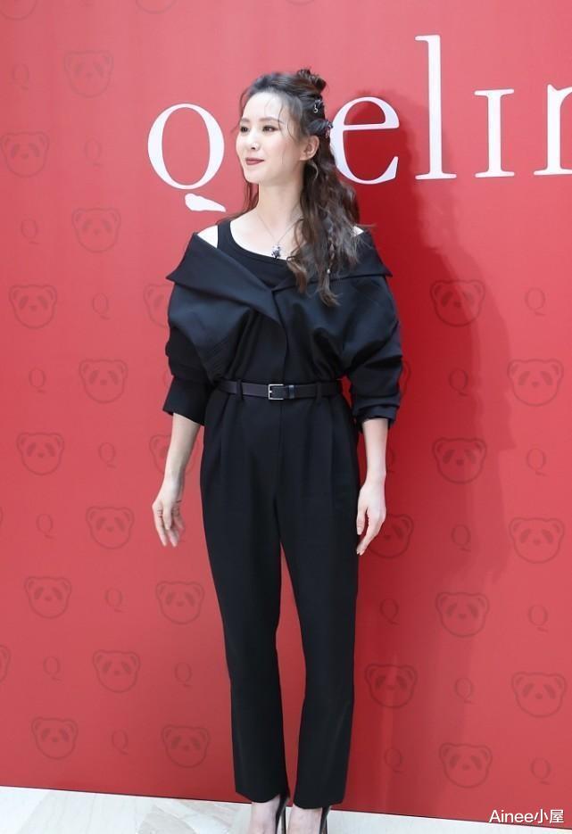 刘诗诗|刘诗诗风格变了不少,爱穿黑色扮成熟,优雅自信的样子挺迷人的