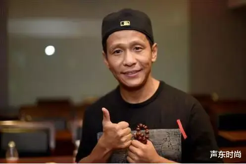 宋小宝|第一次上春晚就忘词,为拖延时间,瞎编了一句台词却火遍全国