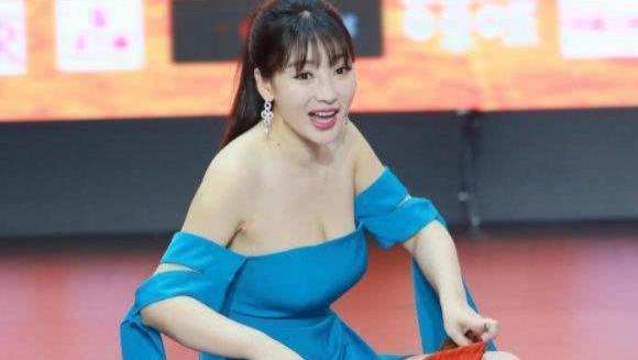 柳岩|41岁柳岩为啥一直无人敢追？当看到她深蹲的那一刻，网友急忙：换我也不敢娶啊