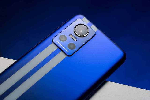 CPU|分期选购顶配旗舰机？2000元档更划算，这些总有一款你喜欢