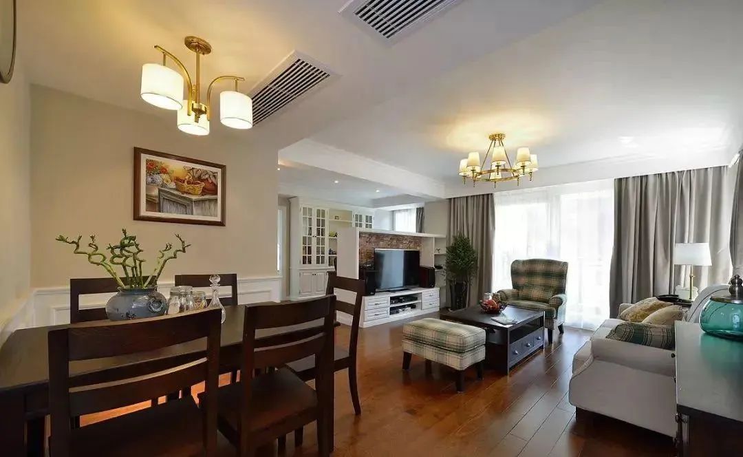 晒我家146平新房,老公非在客厅装半堵隔断墙,入住发现太明智!