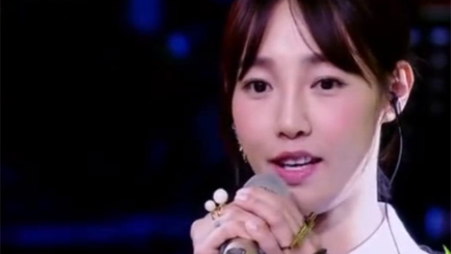 白百何|替出轨男洗白，两段感情疑似插足，白百何糊到地心可一点儿也不冤