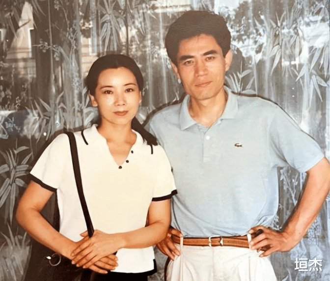 谢楠|9位情史干净的内地女星，把生活过成偶像剧，有人与初恋相守47年