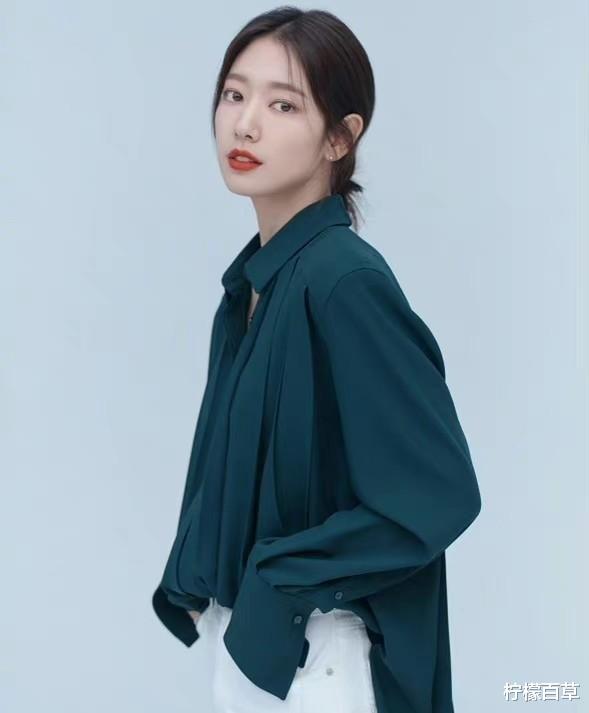 张雨绮|朴信惠待产老公陪度蜜月,穿休闲宽松服难掩大肚,网友:嫁给爱情