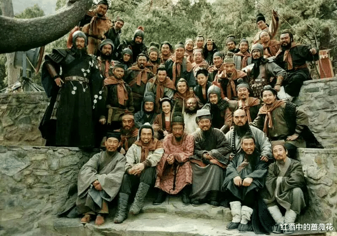 秦海璐|领一份盒饭，干几个人的活！央视《水浒》中扮演多个角色的演员们