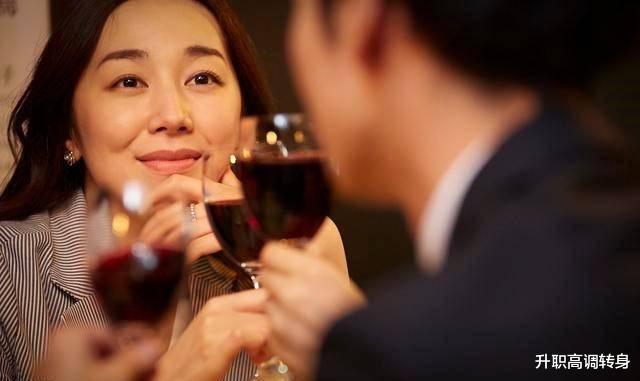 国企|退二线老领导酒后失言:牢记5个不成功的原因,用这4条潜规则翻身