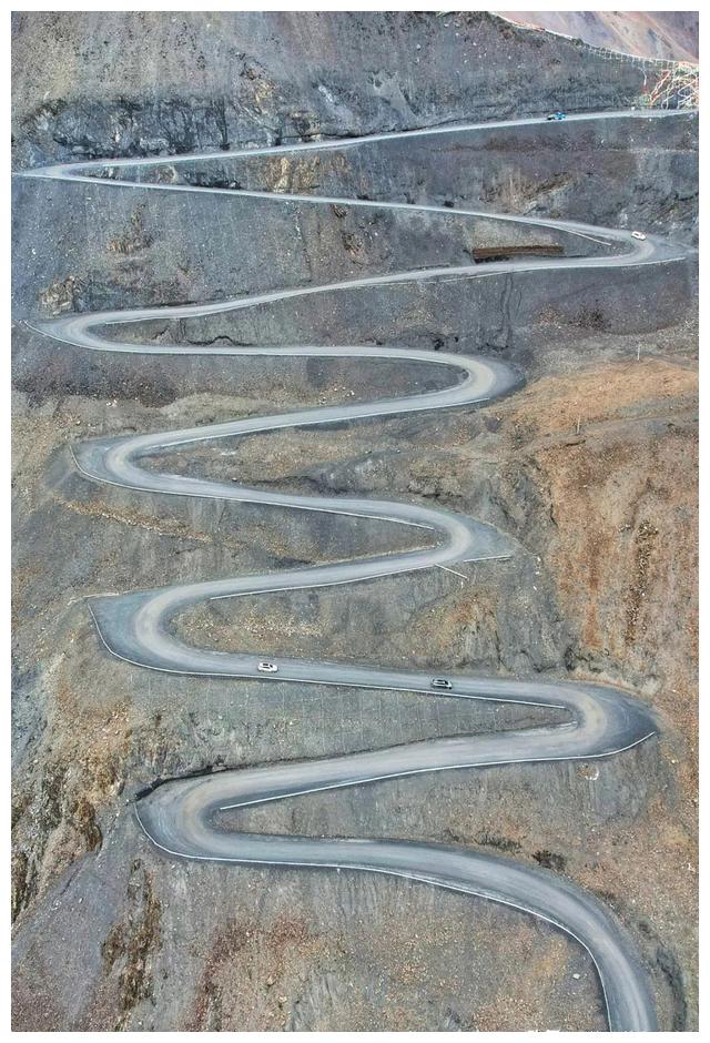 西藏|两个妹子自驾西藏一个月,吃住加油共花费7000多,贵了还是便宜?