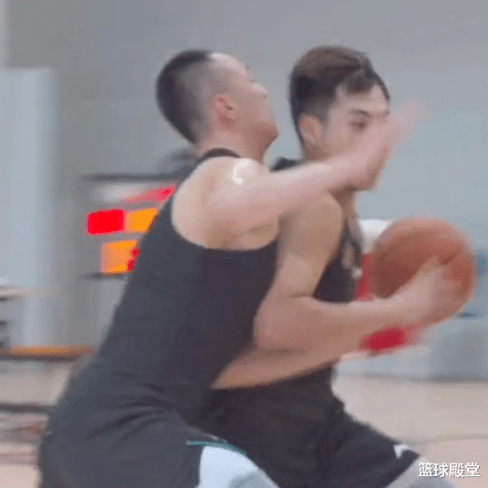 奥卡福|广厦官宣训练！奥卡福加强中投，许可+朱俊龙强化持球，压力巨大