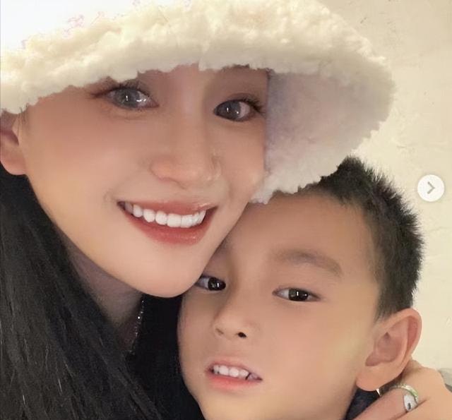 陈昱霖|吴秀波旧爱陈昱霖，出狱后生活很幸福，有了心仪的人和“儿子”？