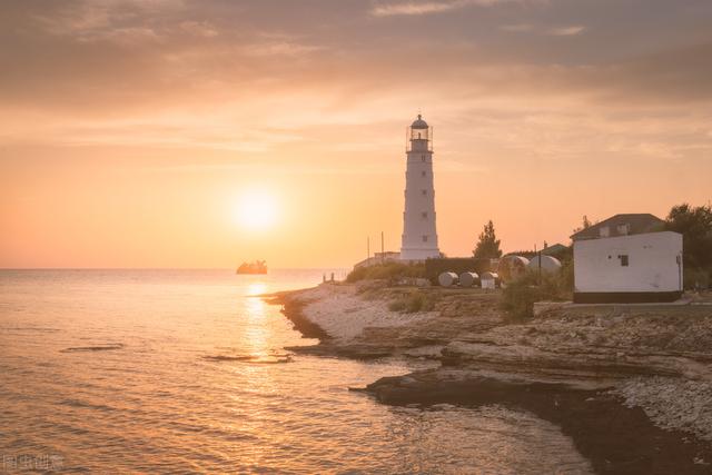 |你要不要远离人群去守塔?年薪一百二十万,每天喝茶看报!