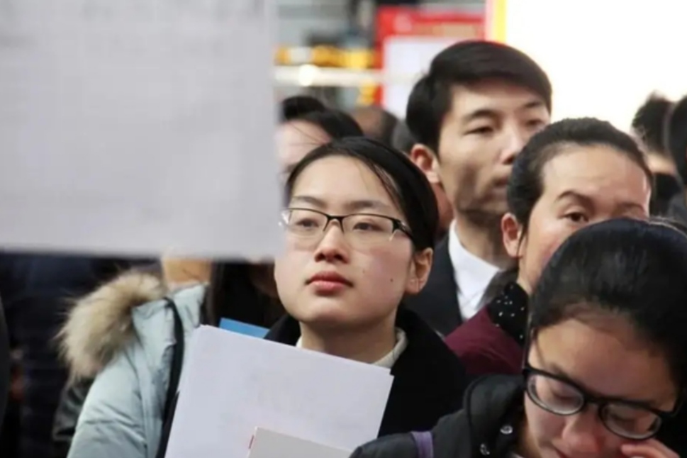 白羊座|清华博士申请留校任教被拒，外企给出百万年薪，却被学生一口回绝